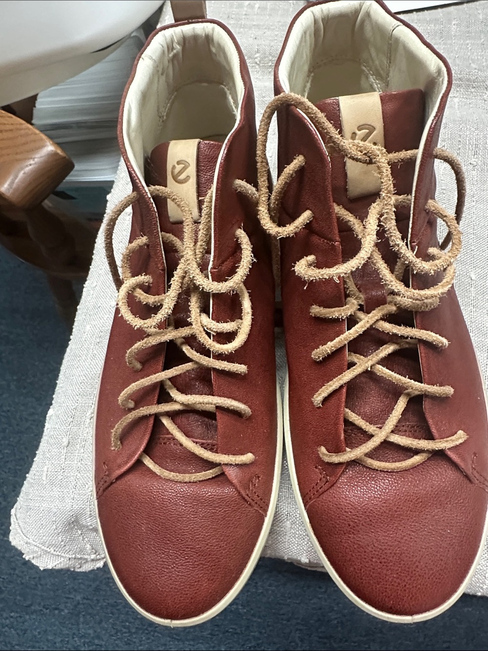 Ecco Women's High-Top Sneakers in Chestnut Brown